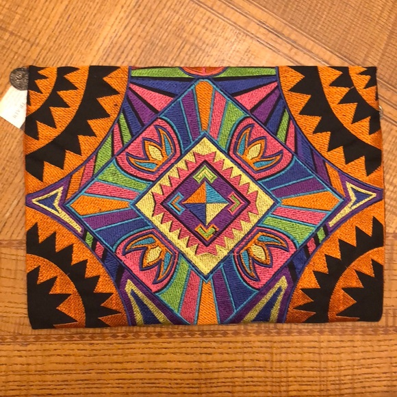 Clutch - Picture 3 of 4